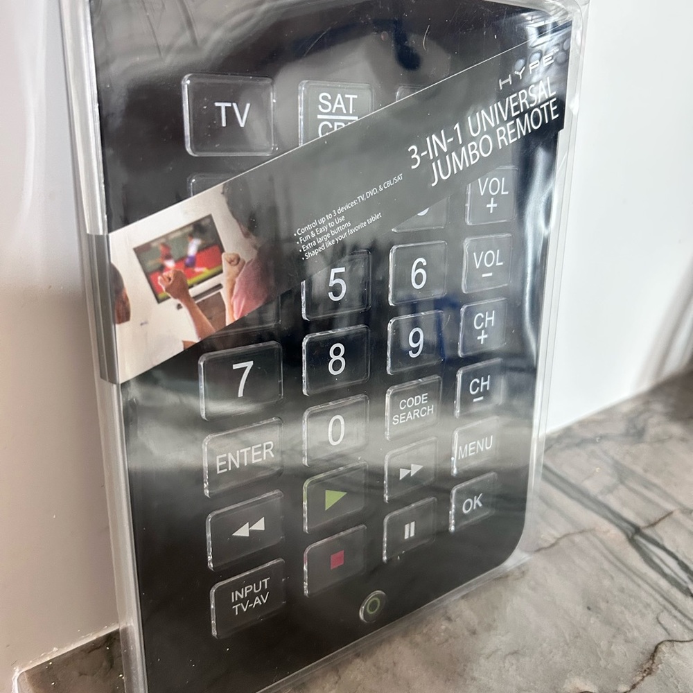Hype Black 3-in-1 Universal Jumbo Remote